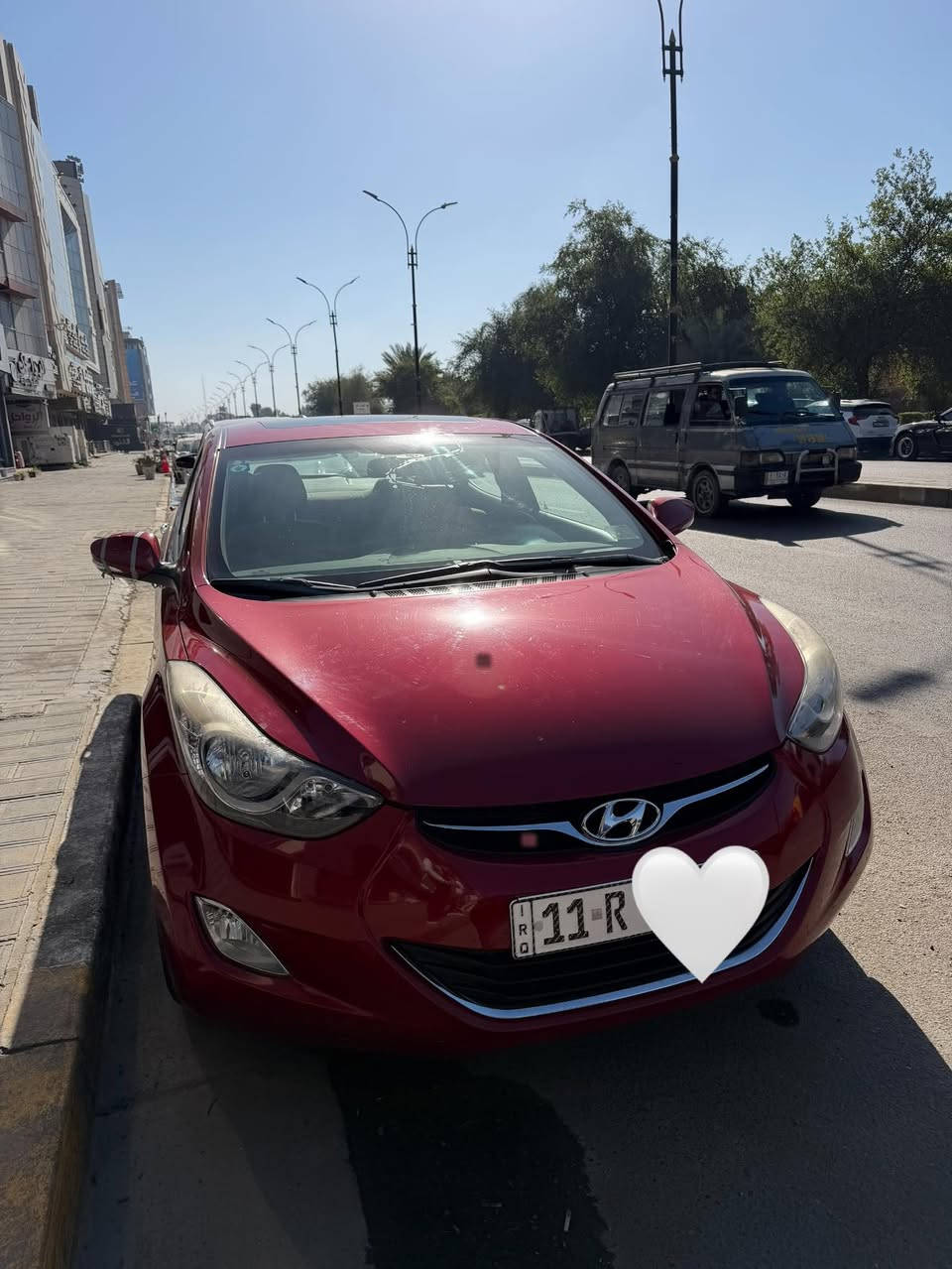 سلام عليكم
للبيع النترا 2013 خليجي مكفوله كفاله عامه ماشه 40 الف 
مكانها بغداد الكاظمية 
السعر 145 
***********
