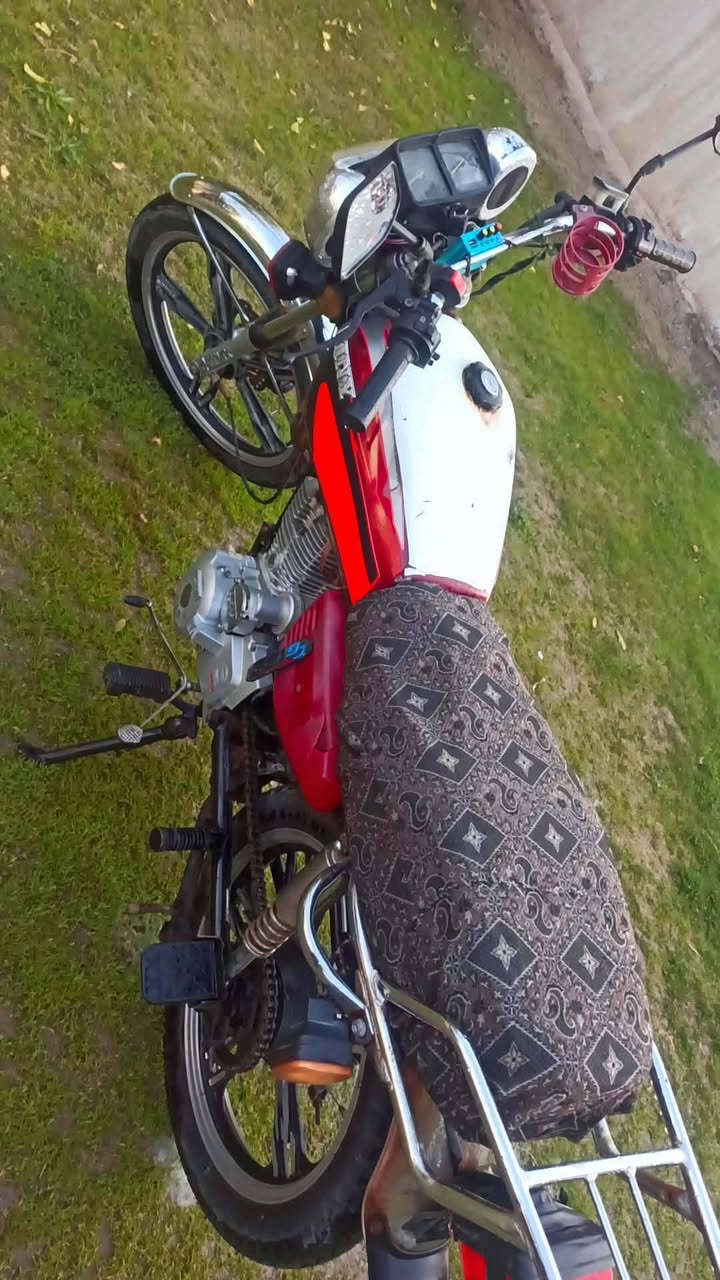 ***********
السلام عليكم دراجه للبيع سفانه موديل 20 اوراق عايزه كهربائيات مكان على طريق جبله السعر 450 وبيها مجال قفل 400
