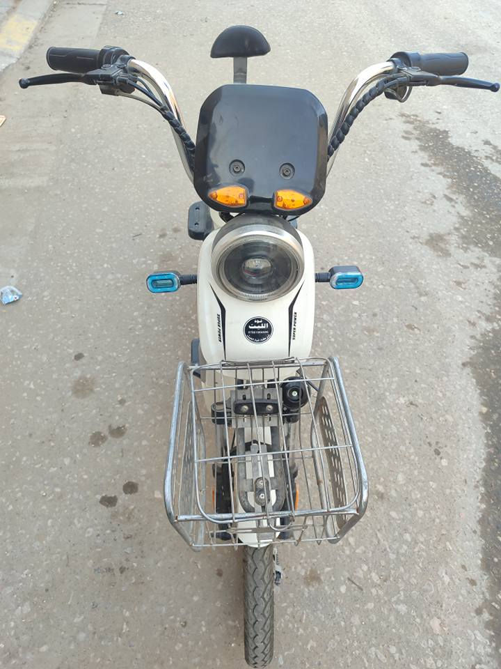 باسكل شحن كله شغال 5باتريات جديد ضمان بي تاير جوبلس حجم 20 كربلاء حي رمضان السعر 375بي مجال *********** كربلاء, العراق
