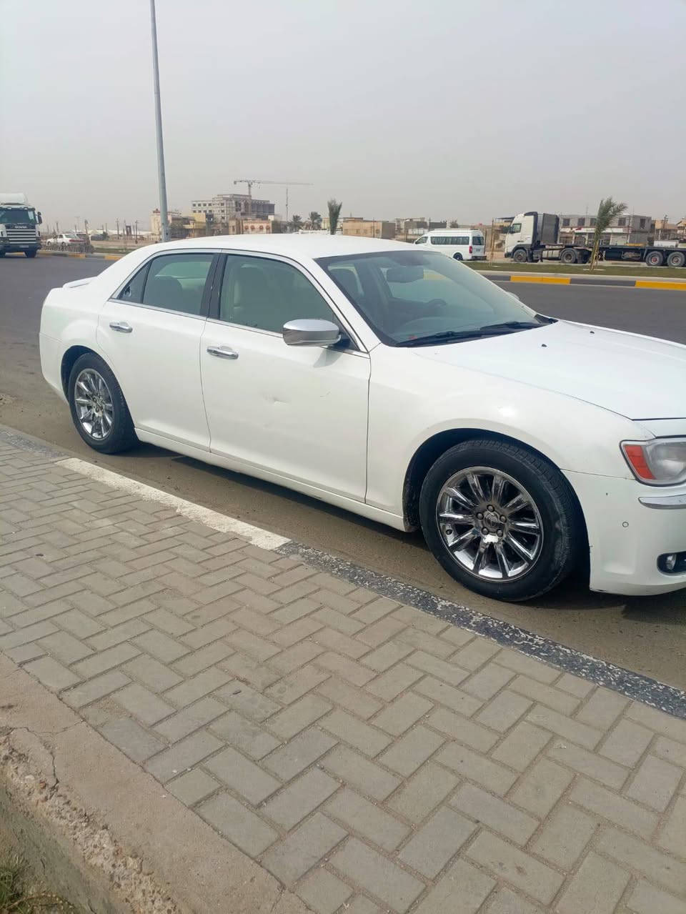 سلام عليكم اومامه 2014 سياره متومه رقم اربيل شرط الحاسبه محرك 8vهيمي سياره كويتيه مكفوله من الكص سعر 83 بيها مجال مكان البصره ***********
