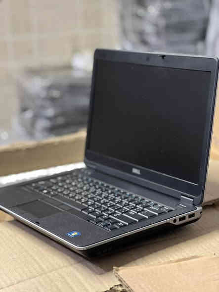 Latitude E6440
📺 الشاشة: 14 إنش — دقة عالية وواضحة
⚙️ المعالج: Intel Core i5
🛡 الجيل الرابع فئة M
💾 RAM: 8GB DDR3
💽 التخزين: 256GB SSD
⚖️ الحالة: نظافة عالية جداً — مفحوص قطعة بقطعة
🎁 الملحقات:🧰حقيبة لابتوب 
🖱 ماوس 🔌 شاحن أصلي
💰 السعر: 170,000 دينار عراقي فقط 🔥  توصيل📮 مجاني
📞 للحجز والاستفسار:
📱 0788-292-9055
🔒 الضمانات:
✅ ضمان فحص: تفحص الجهاز وتتأكد من المواصفات قبل الاستلام.
🔁 ضمان استبدال 10 أيام: في حال وجود أي عطل، يتم استبدال الجهاز فوراً بجهاز مماثل أو موديل آخر حسب رغبتك.
🛠️ جميع الأجهزة مفحوصة بعناية قبل الإرسال
❤️ ثقة الزبون هدفنا، وراحتك غايتنا، ورزقنا بالحلال 🤝
