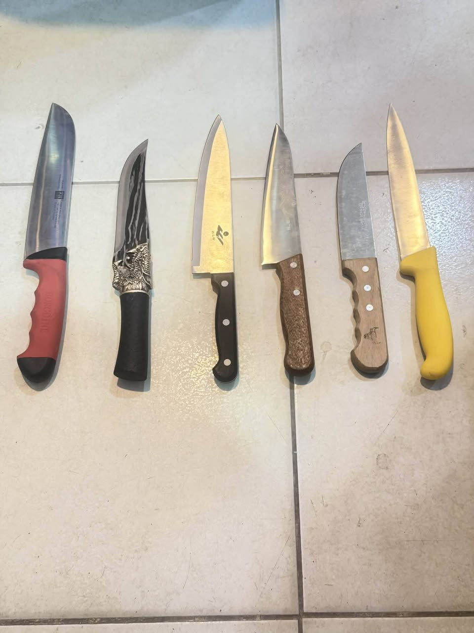 مجمع تجهيزات زمزم للفرفوري الاوربي
#اوربي_كل_احتياجات_بيتك
#كارتون_قطع_مشكل_من_كل_القطع_
#بأسعار_جدا_رخيصه
واسط -النعمانيه - جامع الحاج جلال - مقابل اعدادية سيد قاسم شبر 
موجود جمله _مفرد

للحجز مراسله صفحه


**إذا كنت صاحب هذا الإعلان وتريد حذفه لأي سبب، رجاءا أرسل رسالة إلى الدعم الفني**