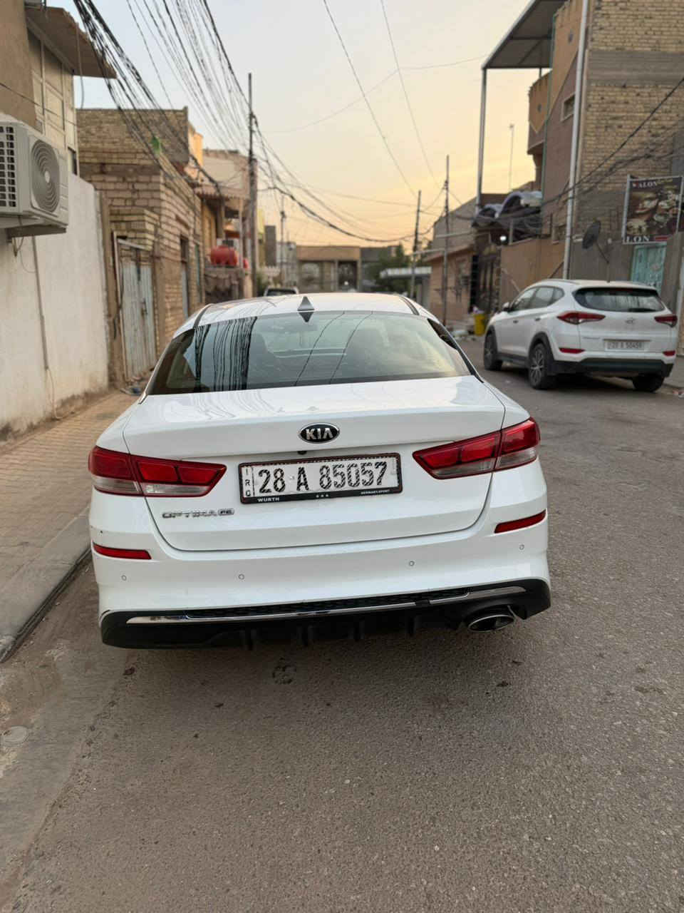 سيارة كيا أوبتما (Kia Optima) موديل 2019، السيارة وارد أمريكي وبحالة ممتازة
المواصفات:
• المحرك: 2400 GDI، 
•الفئة :FE.ويل 16 بلادي، ولايتات LED نهارية.
• الداخلية: مقاعد جلد وقماش (نظيفة جداً)، شاشة كبيرة تدعم Apple CarPlay و Android Auto، تحكم ستيرن كامل.
• الأنظمة الذكية: رادار جانبي (نقطة عمياء)، رادار خروج عن المسار، رادار تصادم أمامي، وحساسات خلفية .
• السيارة ماشية [ 78 الف] ميل.
الحادث : جاملغ جهه السايق وشوية من البنيد،، الايرباكات كلها سليمة
رقم نجف دولي 
للتواصل: ***********
