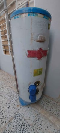سخان ١٨٠لتر • مستعمل • دبل هيتر