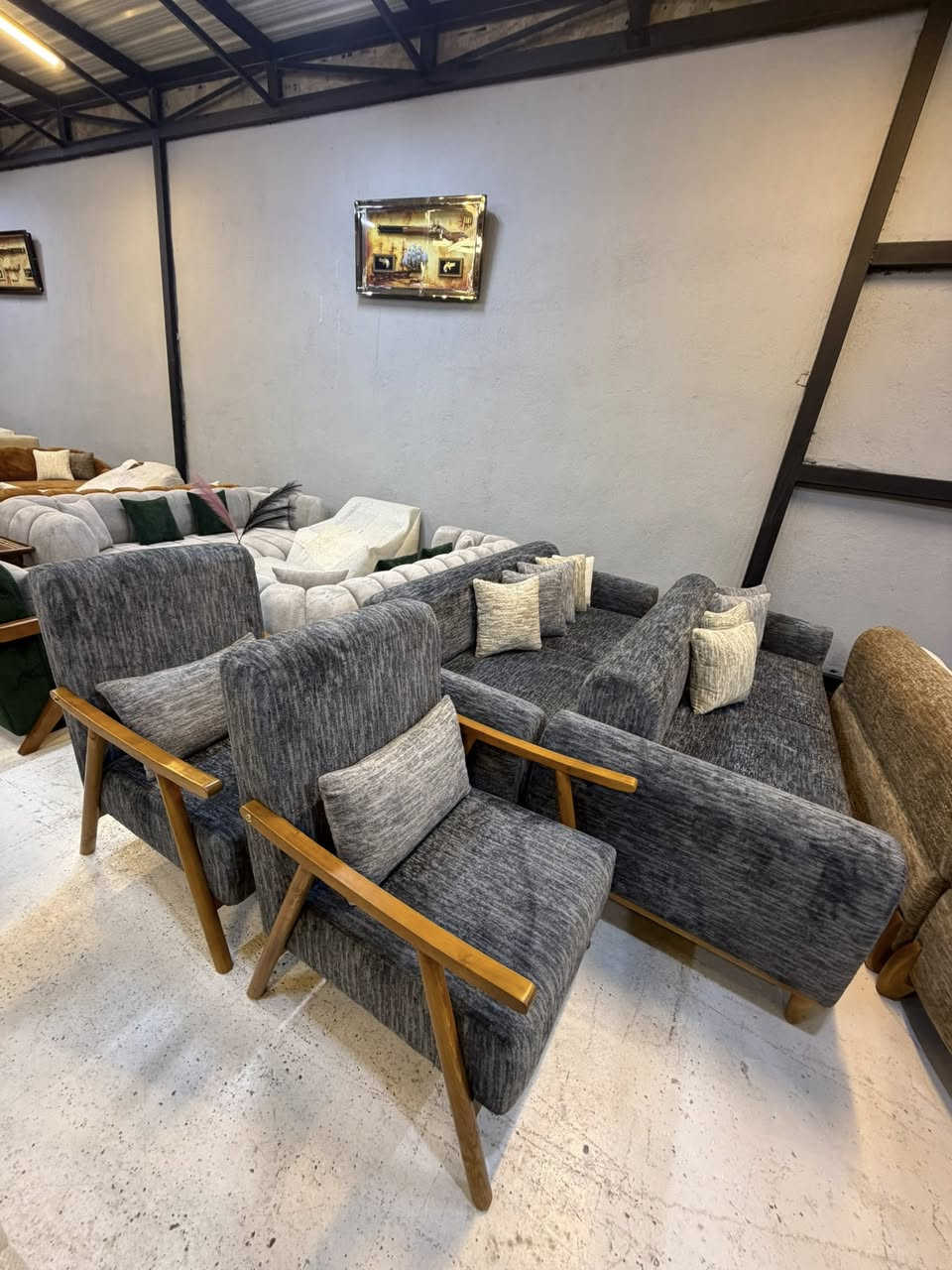 تخم مودرن 8 مقاعد سعره 980 الف

للحجز والتوصيل
***********
***********
