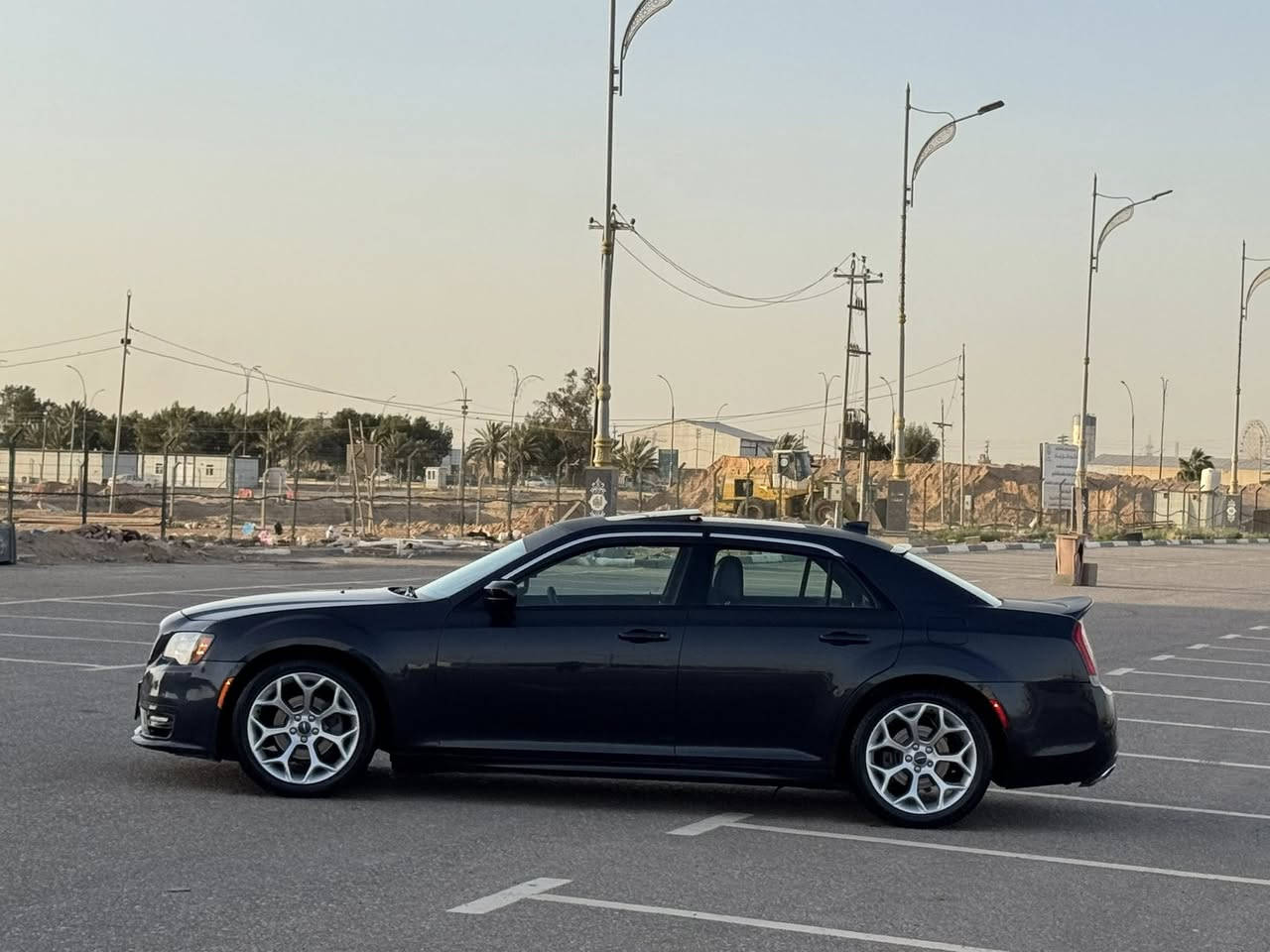 اوباما موديل 2018اصل وارد أمريكي حادثه جاملق وبنيد بدون دواخل بدون رباك وباقي سياره كفاله من ضربه وتبديل وصبق سعره 210وبيه مجال رقم هاتف ***********موصفات سياره فول واحد على واحد لمتدد بنيرامه بصمه تشقيل بصمه ابواب كشنات جلد كشنات كهربائي شاشه كبيره كامره خلفيه حساسات خلفية ماميه تشقيل عن بعد رادارات بل مري تدفئه تبريد بل كشنات تدفئه تبريد ستيرن قطعتين تبريد محرك 6سلندر محرك كشنات ترحيب مانع انزلاق تحكم استيرن مثبت سرعه حداديه تخم تاير جديدات  مكان سياره كربلاء مكلف بل نشر
