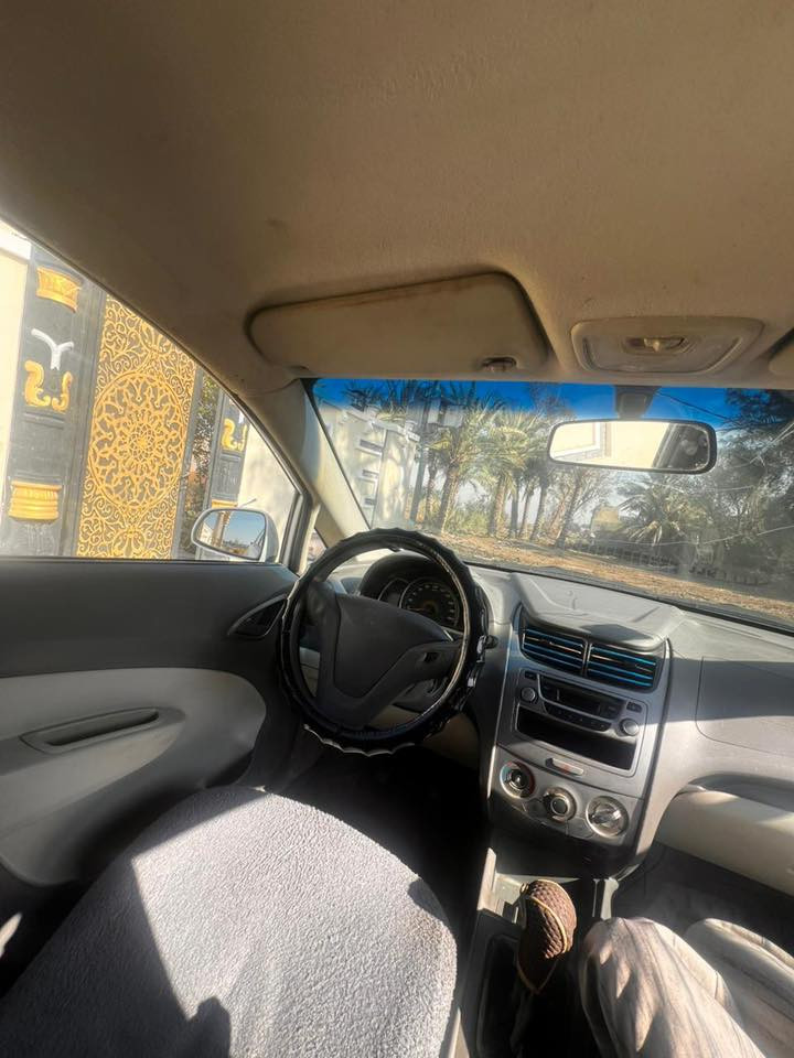 السلام عليكم
للبيع سياره شيفروليه سيل 

-المحرك 1600 بحاله ممتازه 

-كير عادي وبحاله ممتازه

السياره كفاله عامه من الضربه والصبغ 

-لاتوجد غرامات   سنويه جديده 

- السياره بأسمي مداور ثاني يوم 

- ⁠رقم الهاتف ***********

- ⁠السعر 62 ورقه

مكانها الغراف
