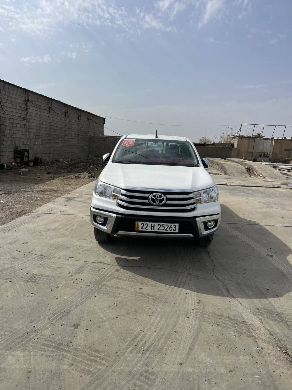 السلام عليكم.                                                         تويوتا ساز مواصفات معروفة فول موديل 2024 
رقم اربيل تحويل او وكاله على وضع شركه مكفوله من شخط ماشي 17 الف يعني اخت الزيرو 
مكان ناصريه شراي يتصل سعر 300 وبيه مجال حك الجيه ترهم مراوس TR فقط ***********
