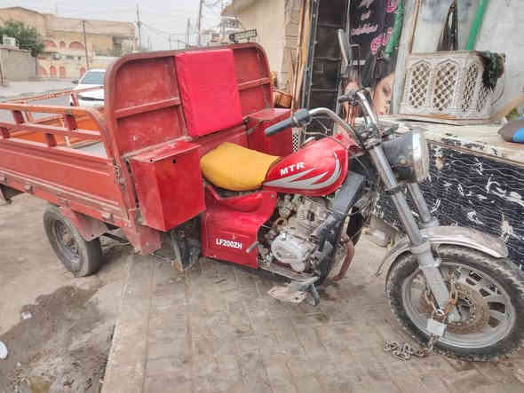 ستوته فرس مكينه جديد كهربائيات شغاله جاهزه أوراقه ضايعه مكفوله ٧٠٠قبله حي الجامعه ***********
