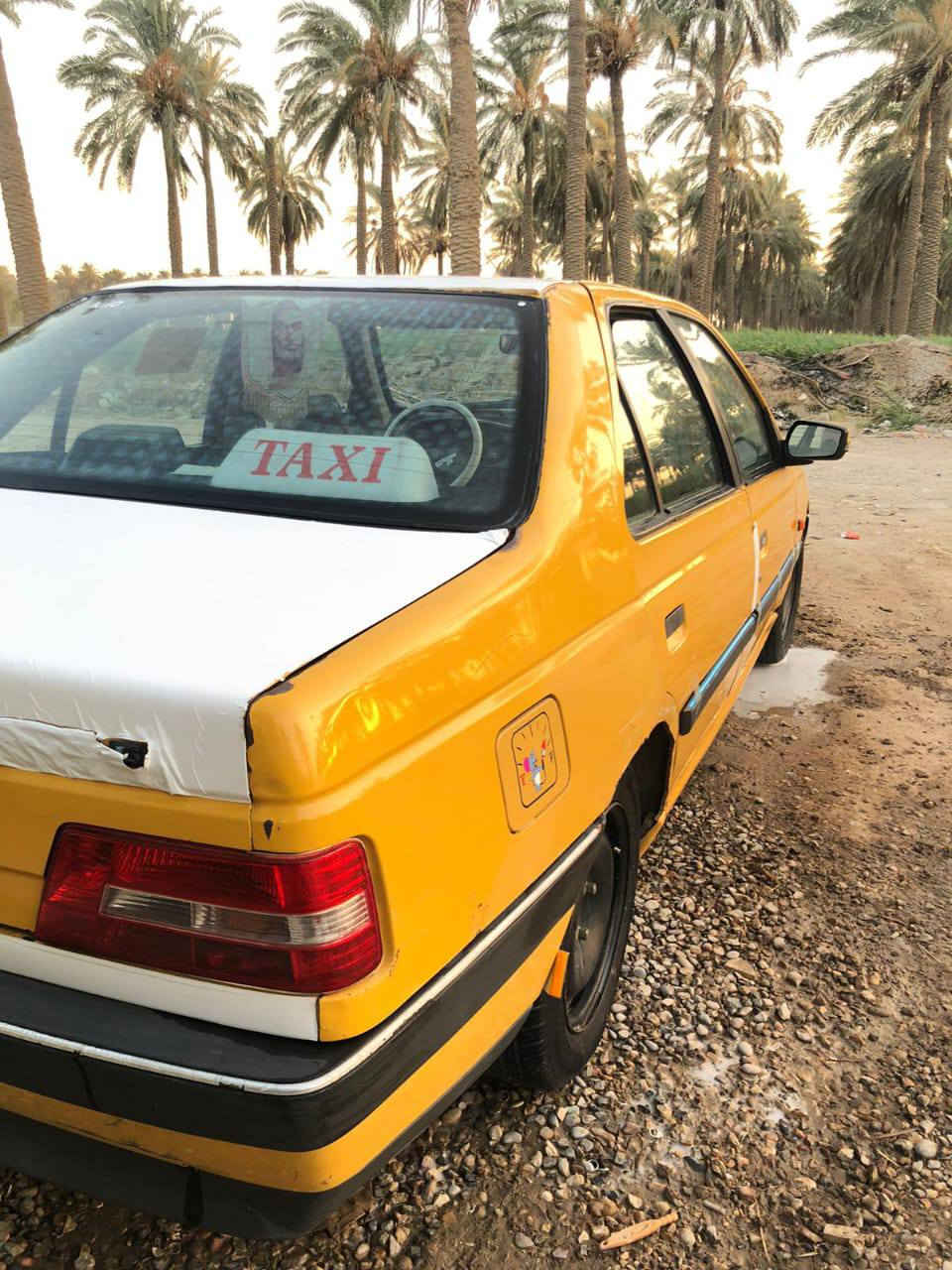 السلام عليكم بيجو جيلاكس موديل 2009
كير مكينة إنضاف تبريد ثلج 
السيارة خير من الله مانقصها شي
بيها فقط خياسات رقم انكليزي 
مصفرة هيئة وغرامات السيارة بسمي تحويل ثاني يوم 
السعر 23 وبيها مجال 
عنواني بغداد الزعفرانية 
***********
