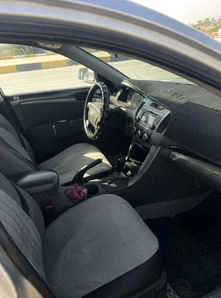 هيونداي سوناتا موديل 2009
رقم بغداد انكليزي سنوية 27 وبأسمي
السيارة مصبوغة حزام جمالية ، مكينة 2400 حدادية جديدة ، كَير ومحرك فول ، تبريد تدفئة ، كشن كهربائي ، مكان السيارة بابل تشتري اتصل على هذا رقم *********** لاتنطي سعر من يمك بالتعليقات رجاءً ،،،،،، السعر 99$ وبيها مجال
