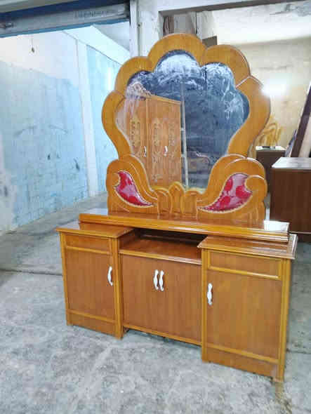 غرفة نوم مستخدمه صاج داخل وخارج صاج زاويه كنتوريه العنوان بغداد موبايل ***********لدينا خدمة توصيل بكروه بغداد, العراق
