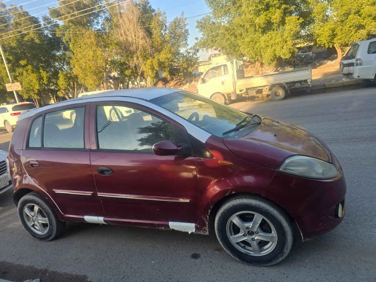 اسلام عليكم اي وان موديل 2013.  سعره ٢٥ ورقه وبيه مجال  مكان كربلاء الحر كيؤ مكينه تبريد.حداديه كله جاهز سنويه مصاقطه بعدهي.      ***********
