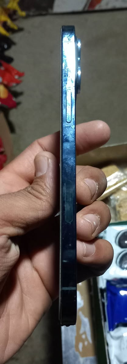 للبيع ايفون  12 برو ماكس أمريكي بطاريه 86بلادي ما مرفوعه  ذاكره256 الجهاز بلادي كلشي ممبدل بي ضمان الموقع اطوريج الرجيبه الداخلي السعر 550 بي مجال قليلل
***********
