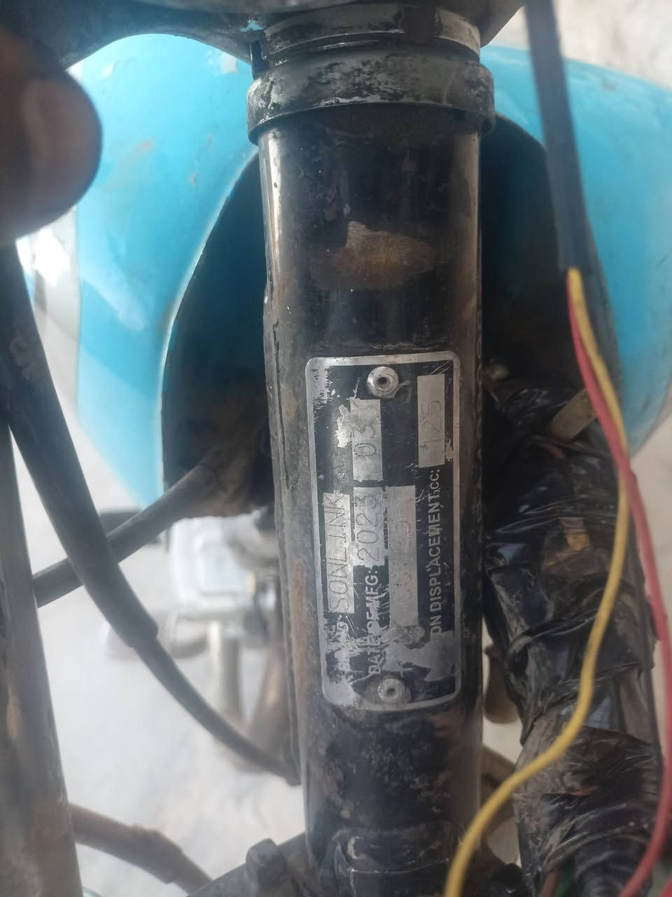 دراجه للبيع شغاله كل عيب مابيه السعر 280 الشراي يتصال على الرقم


**إذا كنت صاحب هذا الإعلان وتريد حذفه لأي سبب، رجاءا أرسل رسالة إلى الدعم الفني**