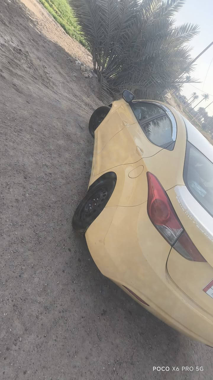 سلام عليكم
الانترا للبيع 2013 وارد امريكي حادث بسيط السعر 98 وبيها مجال بسيط العنوان الانبار فلوجه السجر 
الاستفسار  اكثر اتصل ***********.
