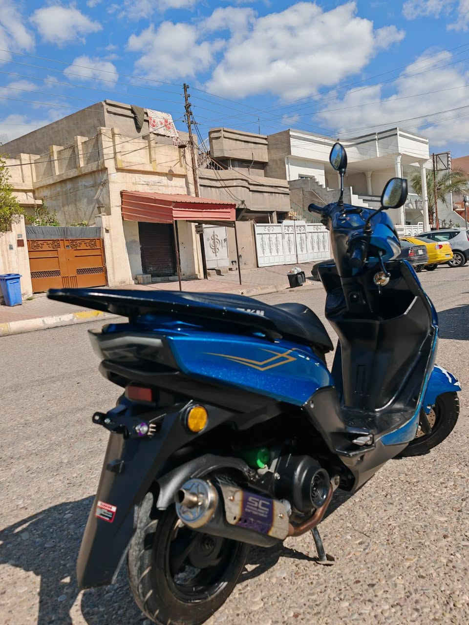 دراجه سكنس ياباني موديل 2023 مكينه كبس سعره بلاش 450 الف نضافه فولل كركوك حي عسكري 
مكينه كبس ششرط فحص 
كهرباء كله شغاله 
لايت امامي دبل رماش 
اشاره يمين يسار وبي دبل رماش لل اشاره 
وسيبايه امامي حساس من ينزل يطفه موديل جديد 2023
بس كابريتر مو بلادي مكينه كبس 
وصالنصه رياضي وبلادي هم موجود ونطيك ياه ثنينهم الك لتواصل رقم تلفون “.   *********** “
