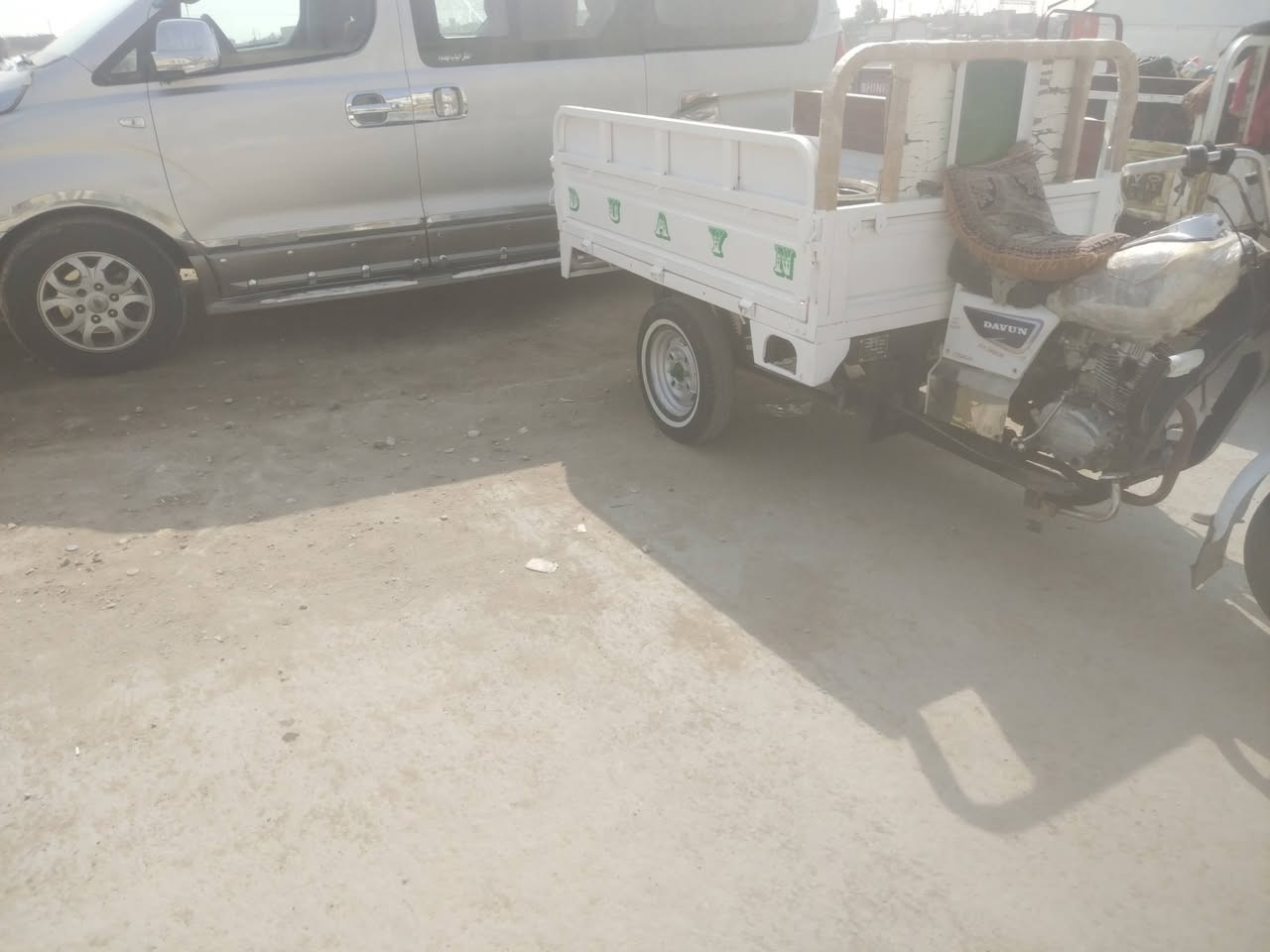 سلام عليكم ستوته للبيع موديل 18 وراق كامله جاهزه من الطول لطول مابيه نقص كله وراق كامله وكيل مجمع الكرار شاصي نضيف مكفول بدي مغلف ستوته حلوه جاهزه مكان ناصريه مركز شراي يتصل على الرقم *********** سعر 1350
