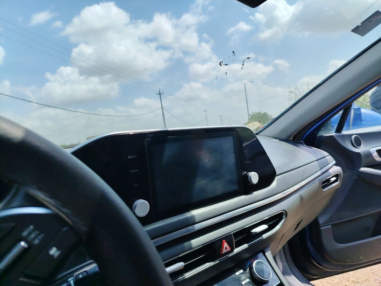 عليكم
سوناتا 2020
فول مواصفات عده الفتحه
سنويه ل٢٩
مداور ثاني يوم
ضربتها جاملغ وبنيد بدون عابر 
مكلف بالنشر
تفاصيل أكثر
اتصال أو مراسلة صاحب السياره واتساب
***********
