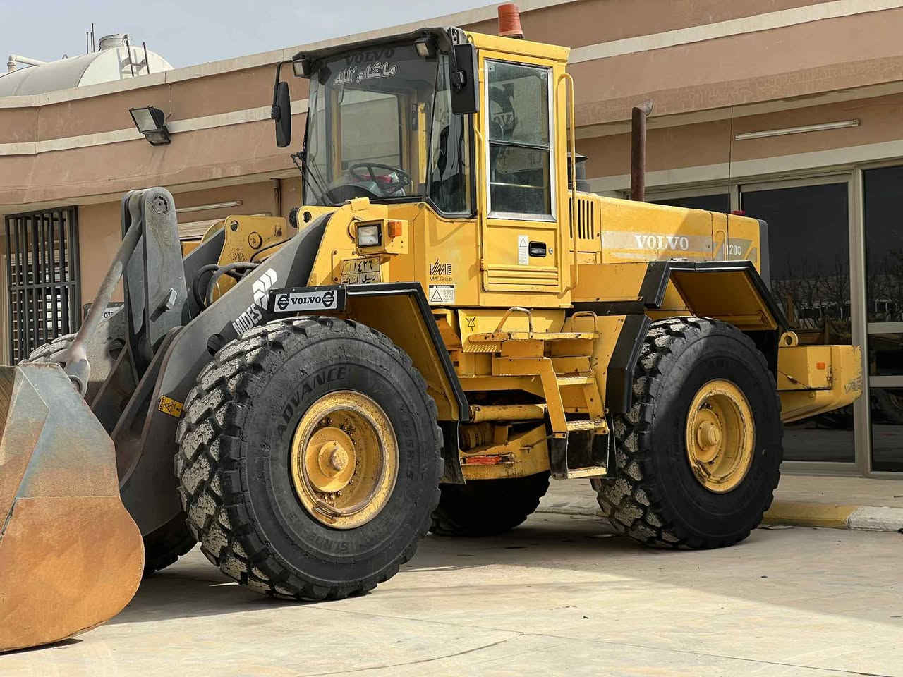 لبيع شفل فالفو ججم L120Cموديل ١٩٩٩رقم اربيل سنويه جديد حصه كاز بي شفل جاهز اتصل رقمي ***********كورك ***********
