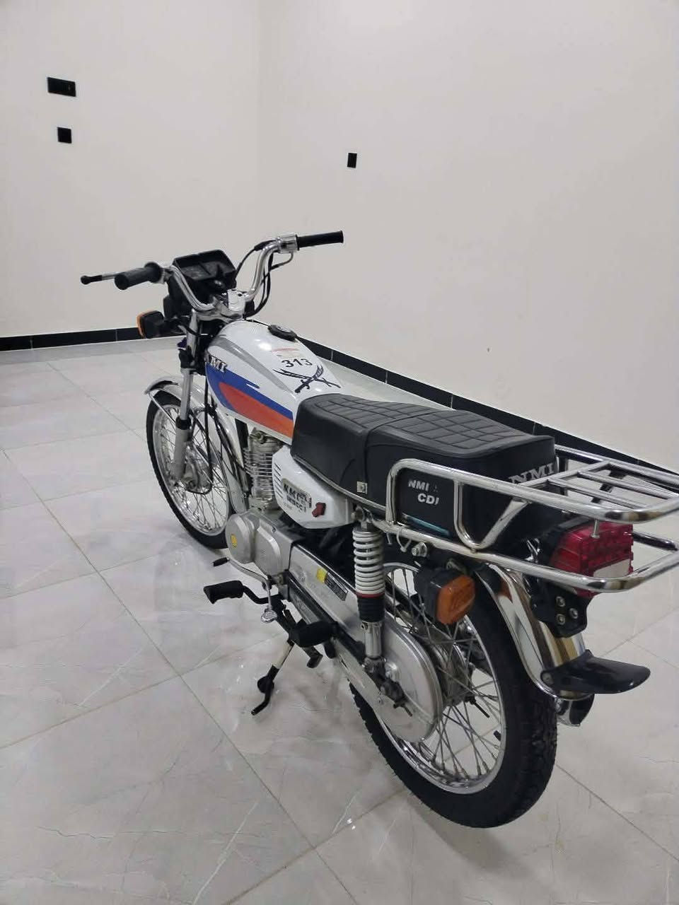 سلام عليكم للبيع درجه نامه متياز موديل 25 اورق دراجة سعر 650 وبيه مجال للطيبين مكاني بابل ورديه خارج                                ‭***********‬ اتصل وتدلل

