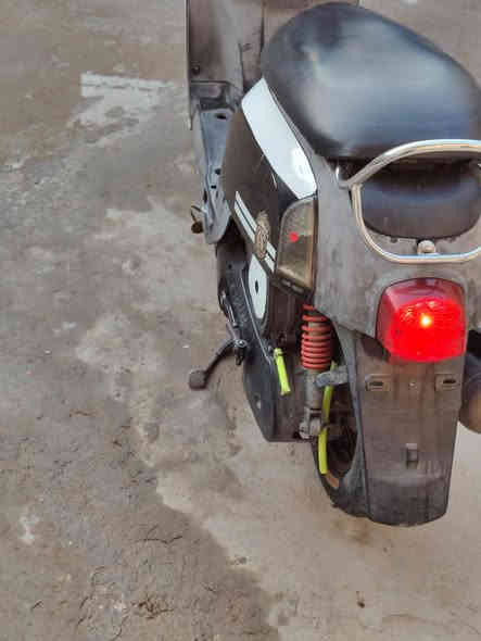 سلام عليكم شباب بوليس للبيع المكان بوب الشام الدراجه نضيفه ‏‪***********‬‏
