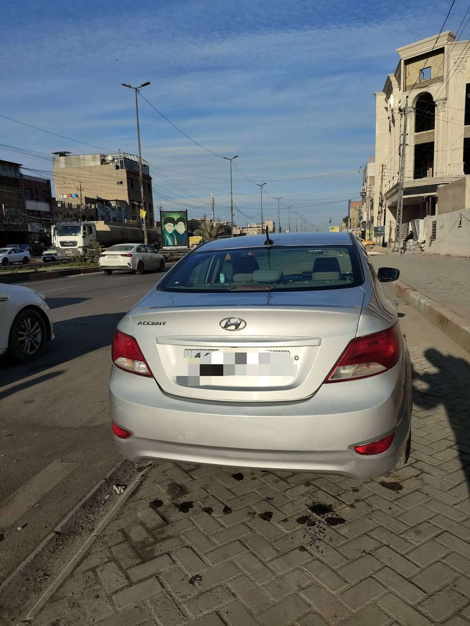 السلام عليكم
اكسنت وارد امريكي موديل 2017 ماشية 109 الف حادث خلفي بدون ايرباك بدون تبديل صبغ قطعتين الجاملغ الخلفي بجم كبس كير ومحرك 1600gdi مكفول
السيارة رقم بغداد الدولي بأسمي تحويل ثاني يوم سنوية لغاية 2029
السعر 103 للأستفسار الأتصال على الرقم ***********
