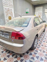 هوندا سيفك • ٢٠٠١ • نقصها عقل