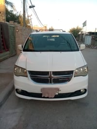 دوج كراند كرفان 2013كندي للبيع -بغداد سنوية باسمي -محرك 3600--6v-التبر...