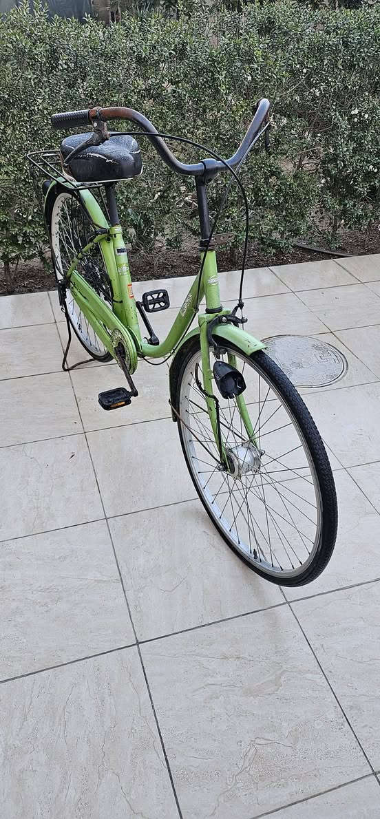 بايسكل ياباني اصلي للبيع
***********
