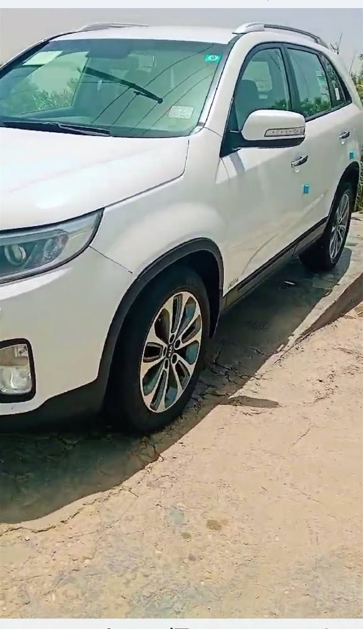 كيا سورنتو ٢٠١٤ كويتي رقم قادسيه انكليزي
مكينة 6سلندر
كفاله عامه السونار موجود بلصور
فول مواصفات ماعدا البانوراما

مواصفات الكويتي هواي ومعروفه 

المكان /الديوانية/الدغارة
***********
السعر/١٩٥ وبيها مجال بسيط
