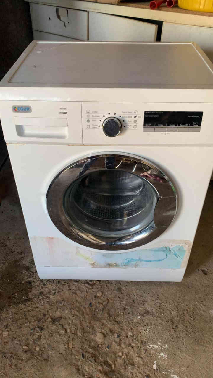 غسالە  ٨ كيلۆ 

*********** السليمانية, العراق
