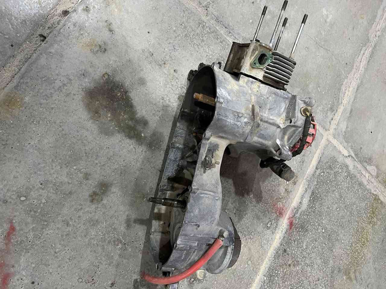 مكاين ماكس 120 للبيع
البيها بوشة عل شغل بدون تبخير ولا دخان ملفها اصلي عل شغل ثنيناتهن بدون صوت مابيهن شي نضيفات 

مكاني بغداد محمودية ناحية الرشيد رقمي ***********
