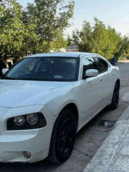 السلام عليكم 
جارجر ٢٠١٠ رقم اربيل جديد هزه وسنوية بسمي مكينه ٣٥٠٠ سياره بدون ارباك ولا تبديل فقط صبغ والسونار مرفق حداديه قبل سبوع امامي خلفي وتخم تاير جديد ما ناقصها شي جاهزه من كل النواحي ☑️السعر ١١٠$ مكان السياره بغداد المعلمين ‭٠٧٧٣ ٧٣٣ ٢٠١٦‬
