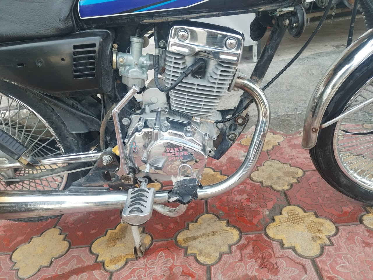 دراجة بارت للبيع موديل ٢٢ محرك كبس كلا شغال مابي اي نقص منفيس موجود سعر ٥٥٠ وبي مجال


**إذا كنت صاحب هذا الإعلان وتريد حذفه لأي سبب، رجاءا أرسل رسالة إلى الدعم الفني**