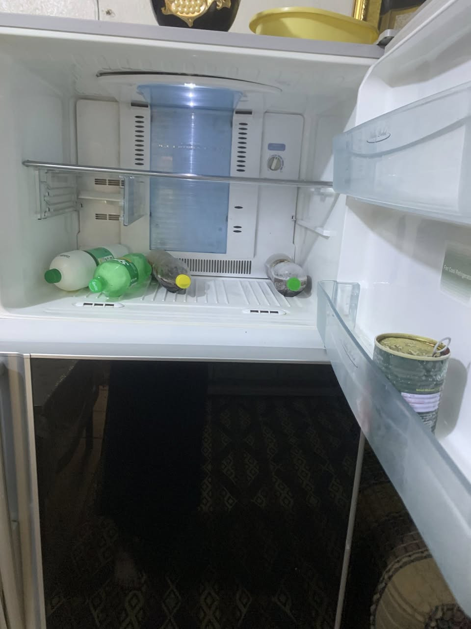 ثلاجه حجم كبير جدا للبيع نضيفه وتجميد فول نوعيته توشيبا العربي سعر ٦٥٠


**إذا كنت صاحب هذا الإعلان وتريد حذفه لأي سبب، رجاءا أرسل رسالة إلى الدعم الفني**