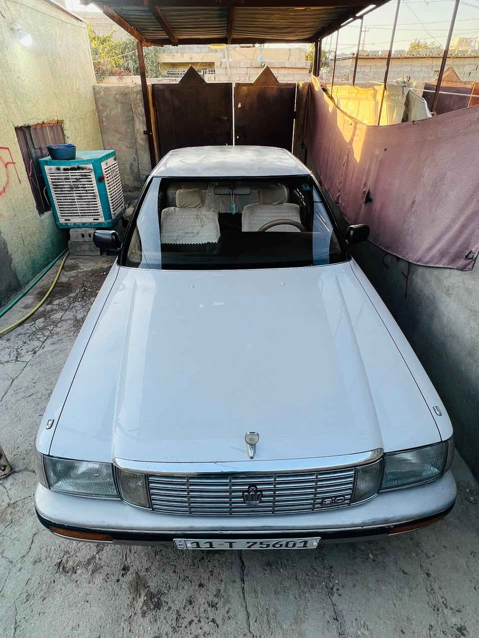 سلام عليكم ورحمه للبيع 
هارتوب كفالة عامه من الكص والنقل الجثة والضربة والصبغ والتبديل موديل 1993 رقم بغداد دولي تحويل أو وكاله بكيف المشتري كير ومحرك مكفولات تخم تاير حداديه جديده تبريد تدفئة تحكم فان 
سبلت شغال سياره وضع الشركة مابيها اي نقص ابد تجي وتشوف بعينك العنوان كربلاء المقدسة بداية حي الفارس السعر 58 وبيها مجال 
للأستفسار....***********
