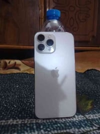 ايفون 13 برو ماكس النضافه 100/100 مابدل بي اي قطعه وين متحب تاخذه وتفح...