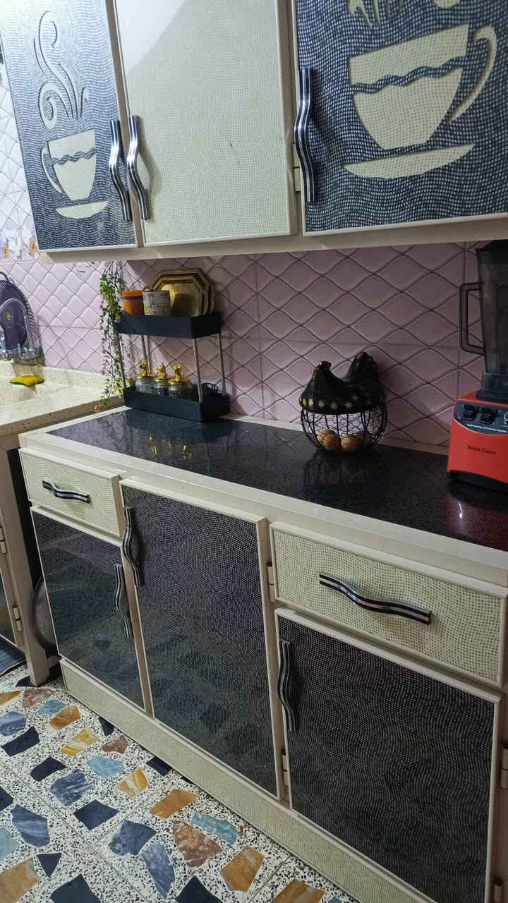 للبيع كاونتر تزكام  3 قطع كلشش قوي ونظيف. اب 350 كونفيرات نظيف وجدد. الخظره اب 150 وبيها مجال
زركه اب 100 وبيها مجال بسيط مكاني زعفرانيه نهايت لأربع شوارع


**إذا كنت صاحب هذا الإعلان وتريد حذفه لأي سبب، رجاءا أرسل رسالة إلى الدعم الفني**