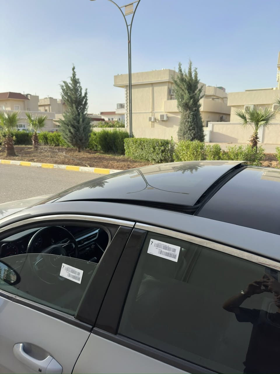 السلام عليكم كي فايف موديل 2022
🩶ماشيه 74 الف ميل 
🩶مواصفات جي تي لاين
🩶اللون سمنتي
🩶مواصفات
🩶بصمه
🩶شحن هاتف لاسلكي
🩶قياده ذاتيه ع الخطوط السريعه
🩶هاند بريك بصمه
🩶نشغيل عن بعد مثبت سرعه
🩶ABS نضام
🩶مانع انزلاق حساس أطارات
🩶بك لايت ليد متصل
🩶شاشة جبيره
🩶كامره خلفيه
🩶رادار جانبيه
🩶مراقبة النقطة العمياء
🩶رادار الخطوط البيضاء
🩶كشنات جلد
🩶كشن السائق كهرباء
🩶لايتات 3 عدسات
🩶نضام قياده أيكو + سبورت +سمارت +نورمال
🩶aux + usb + بلوتوث
🩶فول تحكم ستيرن
🩶كير أوتو + عادي
🩶ستيرن حرف. Led D + زينون توقف ذاتي عند 🩶الرجوع صندوك بصمه

🩶AUTO HOLD
🩶تصميم خارجي رياضي
🩶نظام الملاحة
🩶مصابيح خلفية LED
🩶مصابيح ضباب LED
🩶Android Auto لاسلكي

🩶بابين صبغ صفحة السايق و جاملغ خلفي عكس 🩶صبغ و الجنطه جوه اللد مصبوغه
🩶السعر 163
🩶للاستفسار الاتصال
***********
