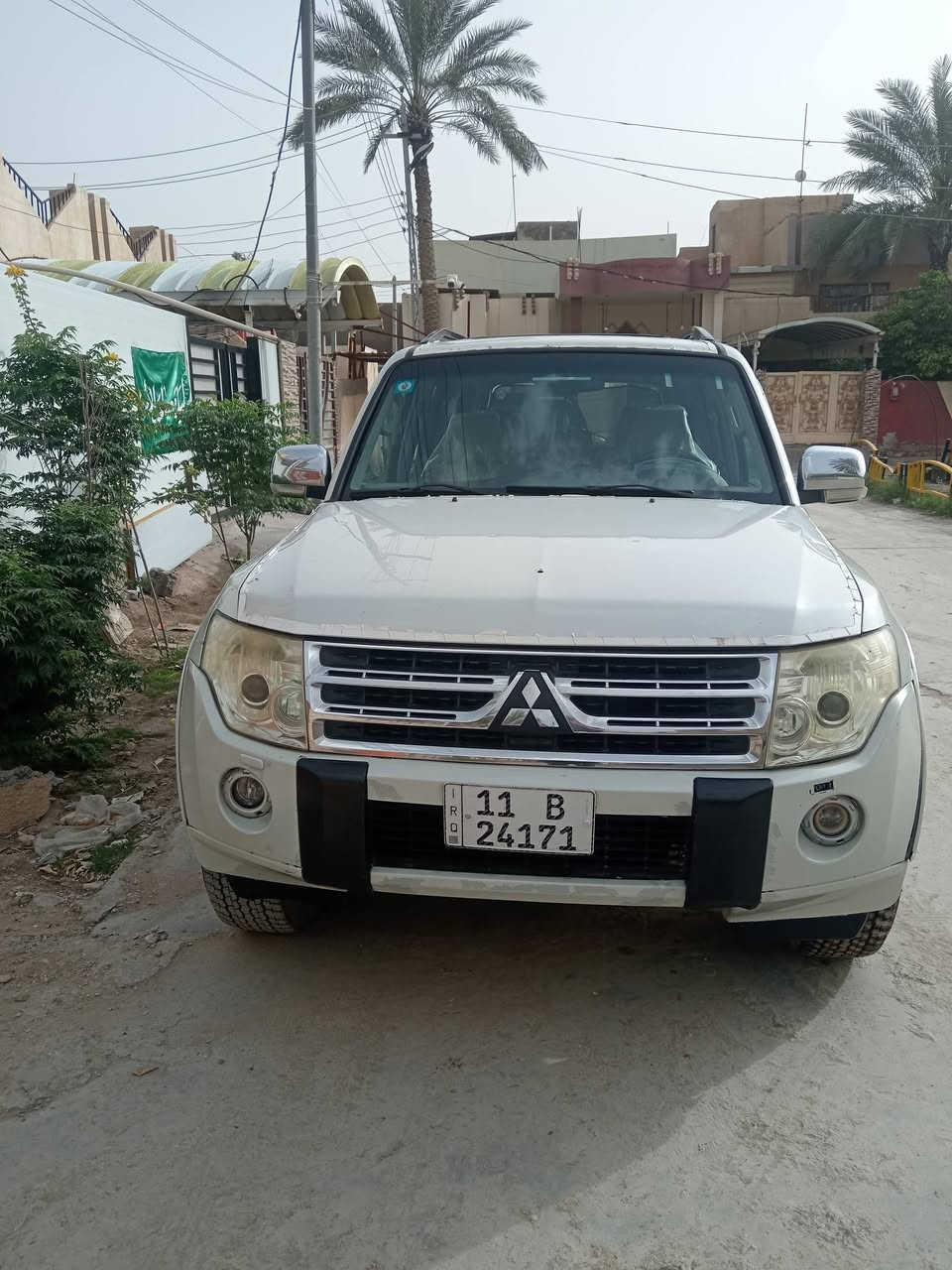 بايجيرو حبتور ٢٠٠٩ فول مواصفات دمام شاشه كشنات جلد وكهربأء فتحه مري شفط سعره ١١٢ بيها جاملاغات كلير مع حالوب خفيف مامبين مكان ***********
