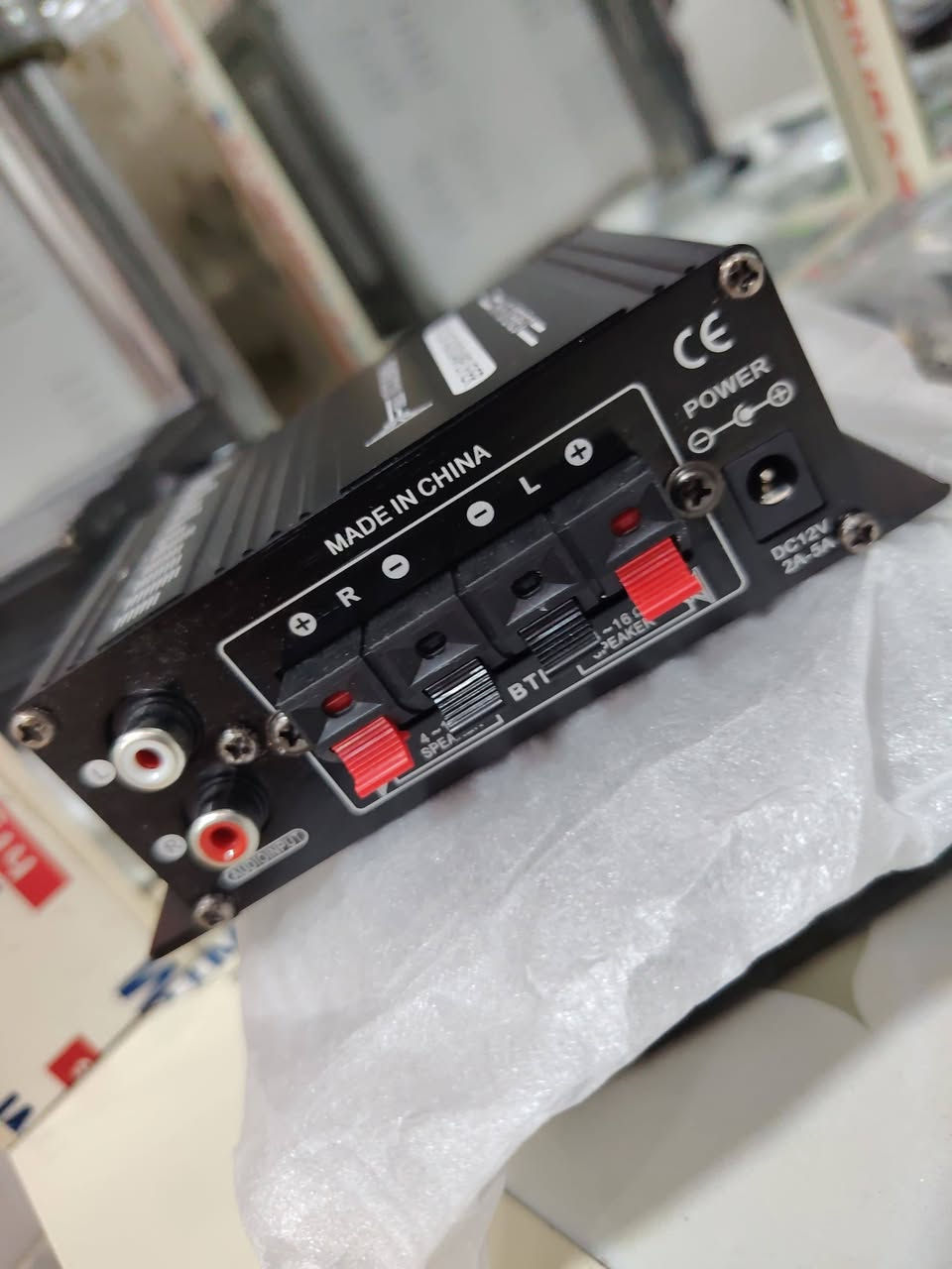 جهاز صوتي بهذا الشكل
جديد غير مستخدم


**إذا كنت صاحب هذا الإعلان وتريد حذفه لأي سبب، رجاءا أرسل رسالة إلى الدعم الفني**