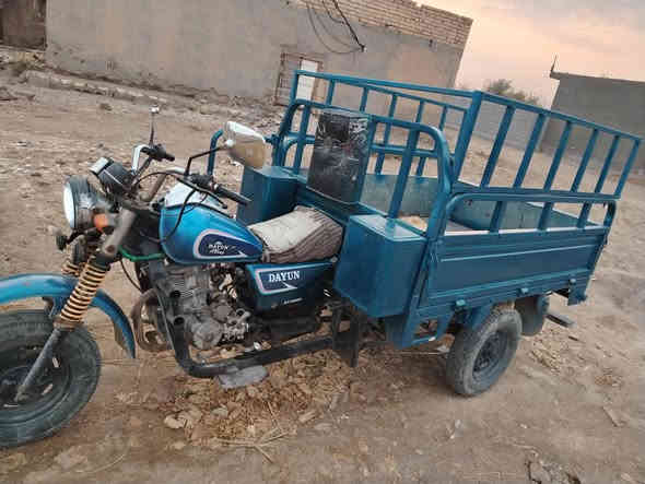 ستوته دايون موديل ٢٠١٥ مكفوله شاصي مكفول رقم ألماني رقم *********** جمال تحويل ثاني يوم مكفوله مابيه اي اخياس بدي مصبوغ حراري تخم تايرات جديد باتري وضفيره وبك لاياتات وناره كامله جديده اكسن جديد العنوان الكوت البتار قرب معمل التنانير قرب محطه كهرباء ٤٠٠  رقم الموبايل *********** جمال
