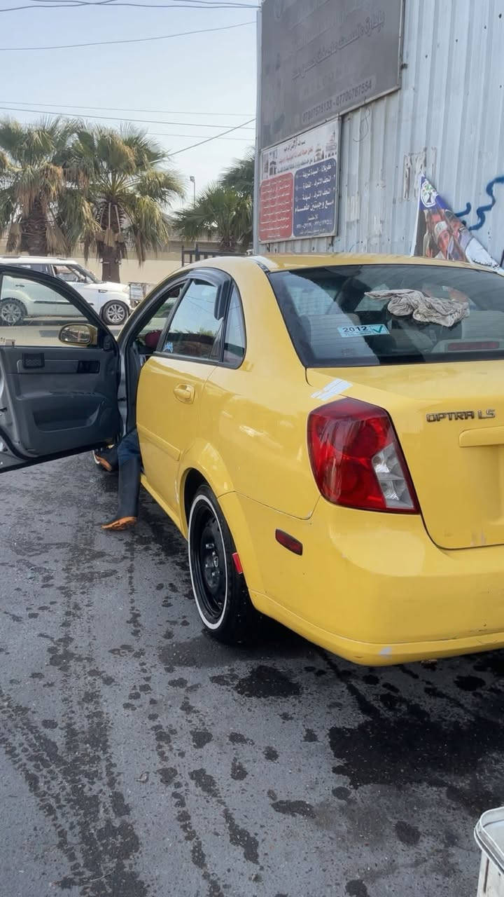 السلام عليكم 
فورنزا ٢٠٠٧ وارد امريكي  حادثه جاملغ ايمن بدون دواخل لغود برانكيتات شواصي مكفولات 
كير مكينة  كفاله 
تخم تاير صدر خلفي وامامي تبريد ثلج 🥶 
رقم بغداد باسمي هزه جديده مصفر هيئة 
العنوان واسط كوت 
السعر ٤٧ وبيه مجال 
***********
