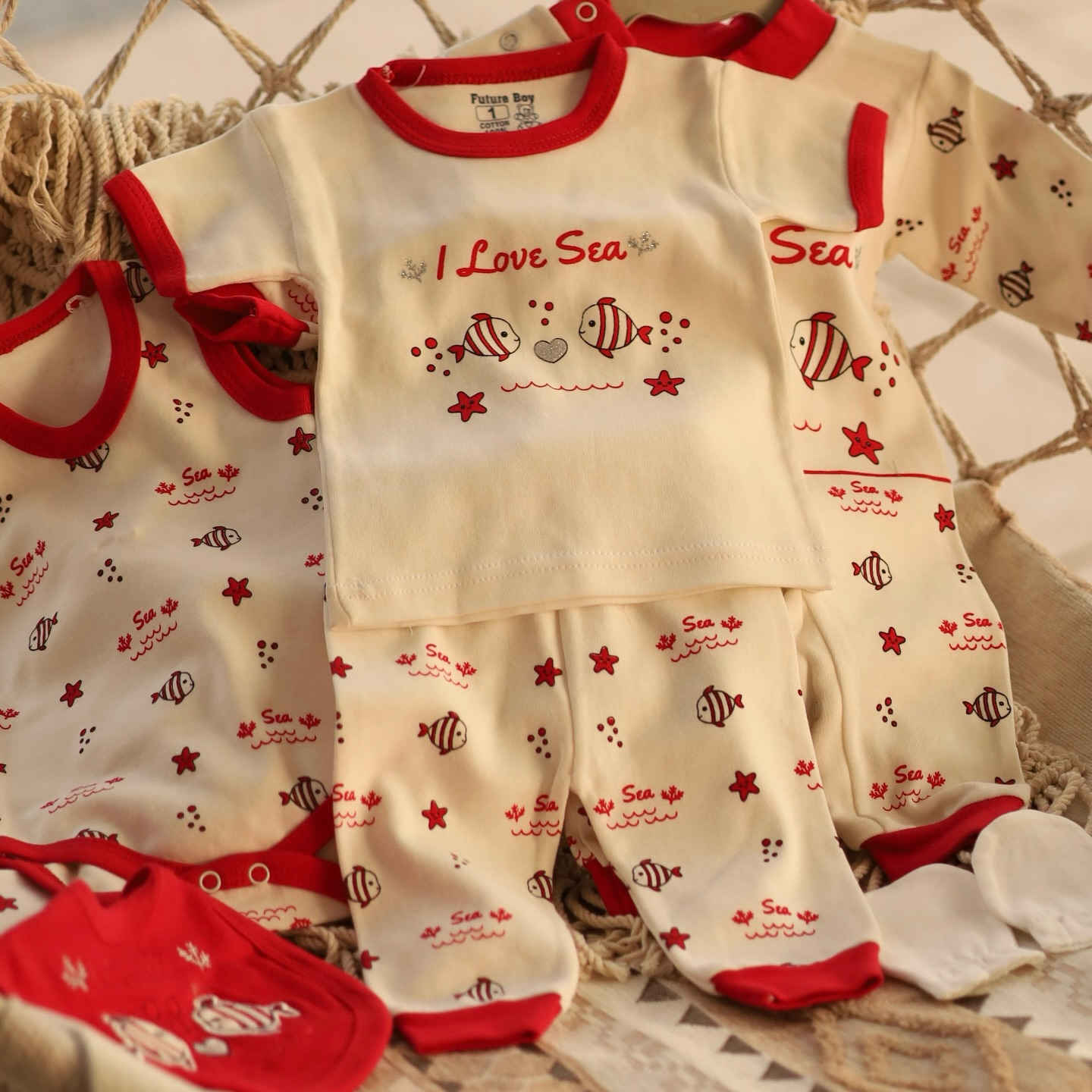 سيت حديثي الولادة  (ولادي-بناتي)                                القياسات المتوفره من عمر(يوم -18شهر)                   القماش قطني ناعم                                                      مؤلف من سبع قطع                                                                السعر 23.000                                                            يوجد توصيل لجميع محافظات العراق                              للإستفسار ***********                                                #اطفال #ولادي #like #veiw #exploremore
