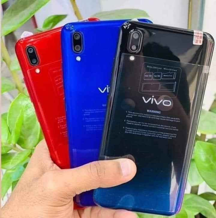 #أشتري_الآن فيفو Y93.. Vivo
🔹 ذاكرة داخلية 128 كيكا
🔹 حجم الشاشة 6.2 إنش IPS LCD تدعم 16 مليون لون وتشغل فيديو بدقة عالية 1080p  
🔹 بطارية 4030 ملي أمبير
🔹 تسجيل مكالمات + راديو FM 
🔹 استنساخ التطبيقات + النقر الذكي + وضع الالعاب + وضع الأطفال + ثيمات غاية الروعة
ايموجيات جميلة جدا + ميزة الشاشة الذكية 
🔹 جميع خدمات گوگل وسوق بلي وينزل أقوى الالعاب والبرامج ومنها لعبة ببجي العالمية 
🔹كارتونة ملحقات كاملة 
🔹 الالوان : احمر بنفسجي واسود
السعر 80 ألف دينار 🔥 
العنوان 
بغداد زيونه الربيعي مقابل مول دريم ستي 
البسمله للموبايلات 
واتساب
*********** 
*********** Colombo, Sri Lanka
