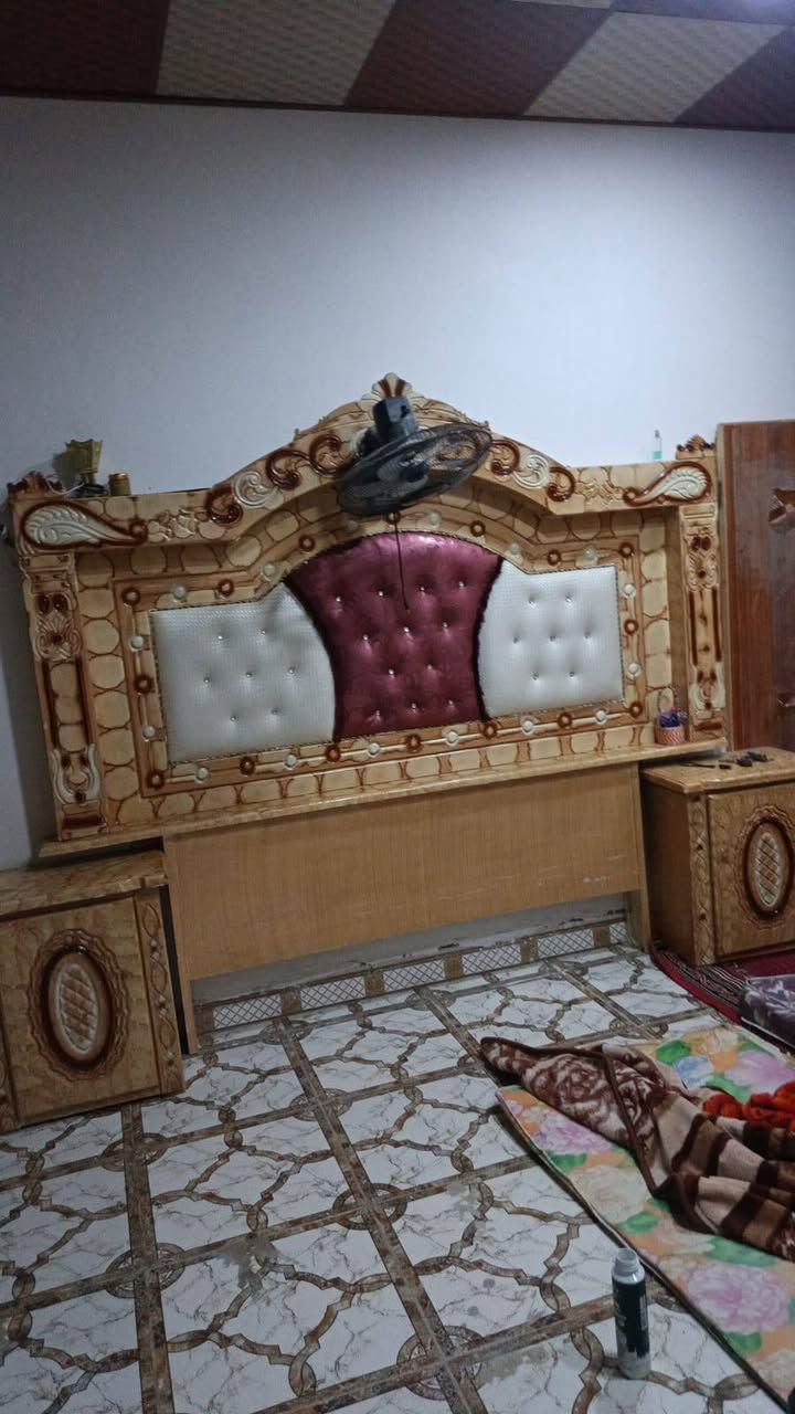 غرفه بيها نقص ميز مرايه وصومايه سعر ٣٥٠وبيها مجال ويريدها مفرد عادي #زديناويه


**إذا كنت صاحب هذا الإعلان وتريد حذفه لأي سبب، رجاءا أرسل رسالة إلى الدعم الفني**