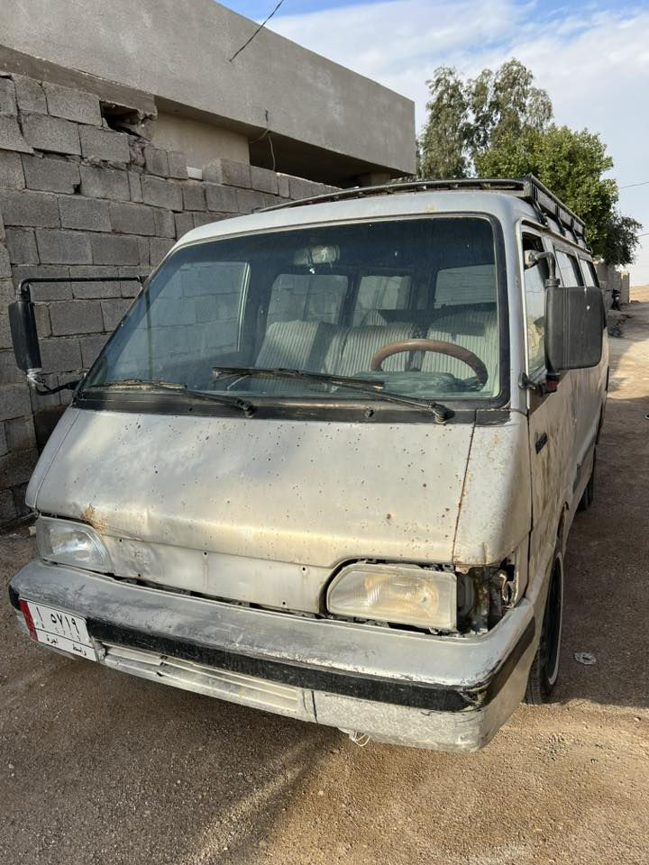 كيه بسته للبيع موديل1994كير مكينه مكفول الكشر كدام عينك سنويه لحد 2027 رقم صاحب السياره ***********مكان السياره واسط قضاء بدره
