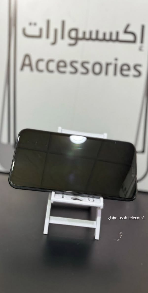 السلام عليكم ورحمة الله وبركاته 
ايفون 11 كامرتين للبيع 
ذاكرة 128 
بطارية 79 
الجهاز ما مفتوح ابداً (وتر بروف)
نظافة الجهاز 100‎%‎

السعر 275 وبيه مجال حگ الجية بس

العنوان بغداد /الشعب 

مكلف بالنشر للتواصل على الرقم 

‭0771 305 1559‬
