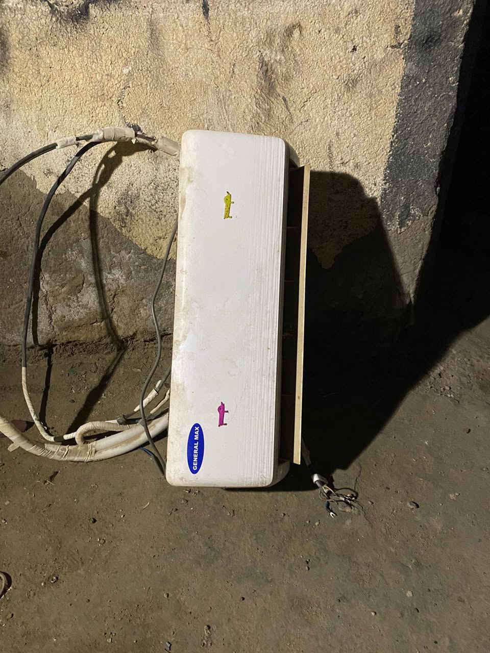 سبلت طن جنرال مستعمل 3 اشهر فقط غاز الاصلي مال الشركه السعر 150 نهايته العنوان بصره تنومه نهر حسن شارع البراجعة البصرة, العراق


**إذا كنت صاحب هذا الإعلان وتريد حذفه لأي سبب، رجاءا أرسل رسالة إلى الدعم الفني**